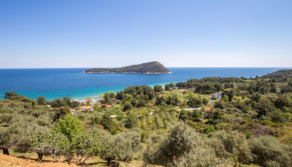 Aphrodite Villas Koinira Exterior photo